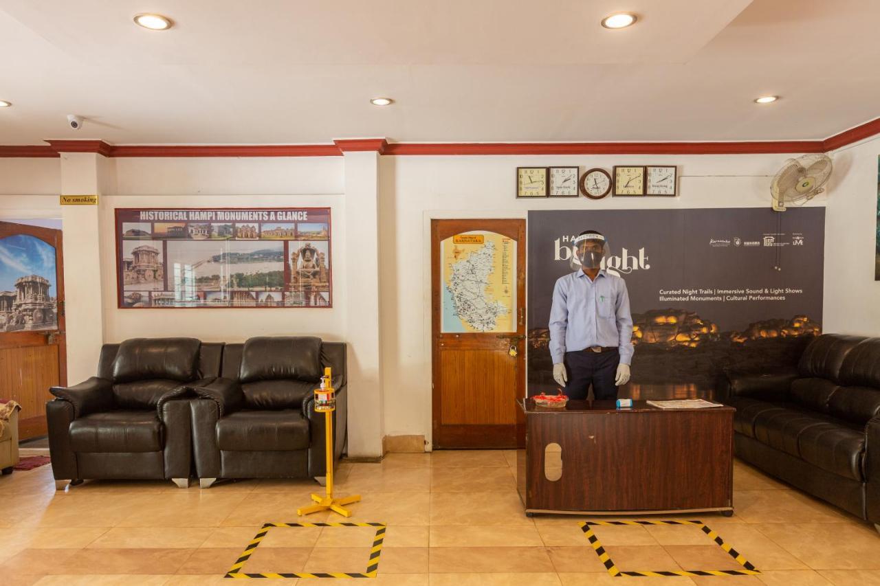 Kstdc Hotel Mayura Bhuvaneshwari Kamalapur Hampi Buitenkant foto