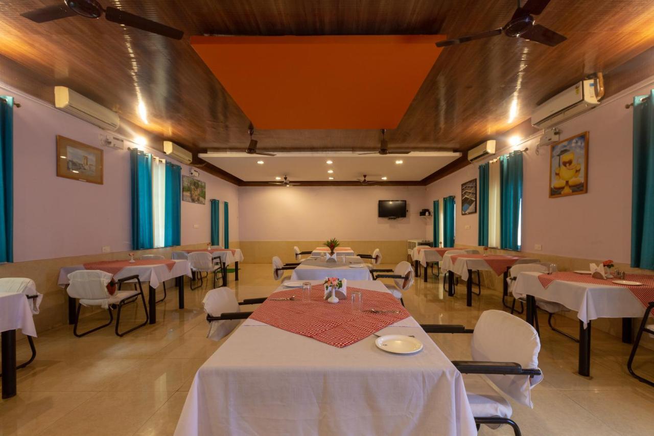 Kstdc Hotel Mayura Bhuvaneshwari Kamalapur Hampi Buitenkant foto