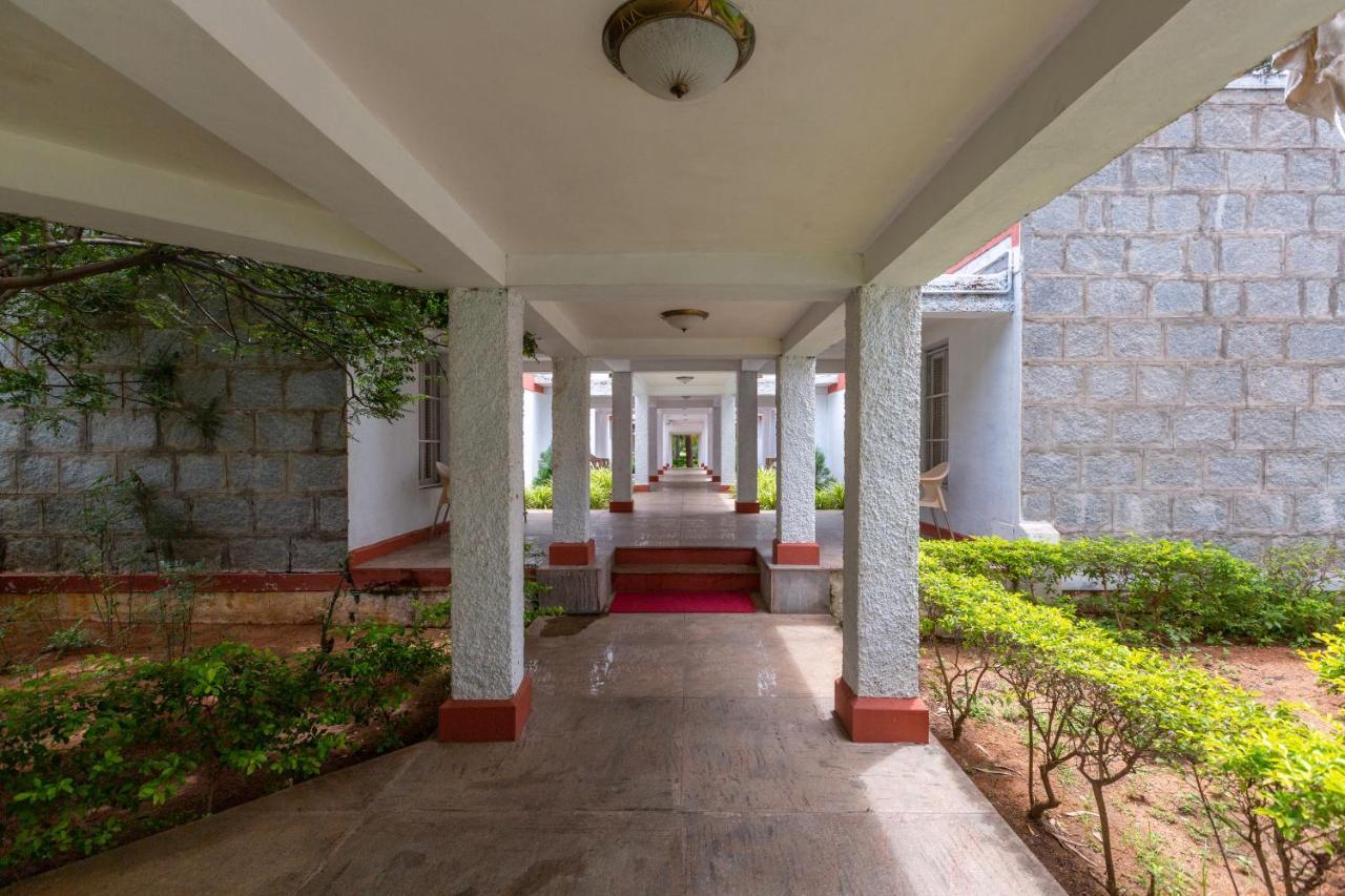 Kstdc Hotel Mayura Bhuvaneshwari Kamalapur Hampi Buitenkant foto