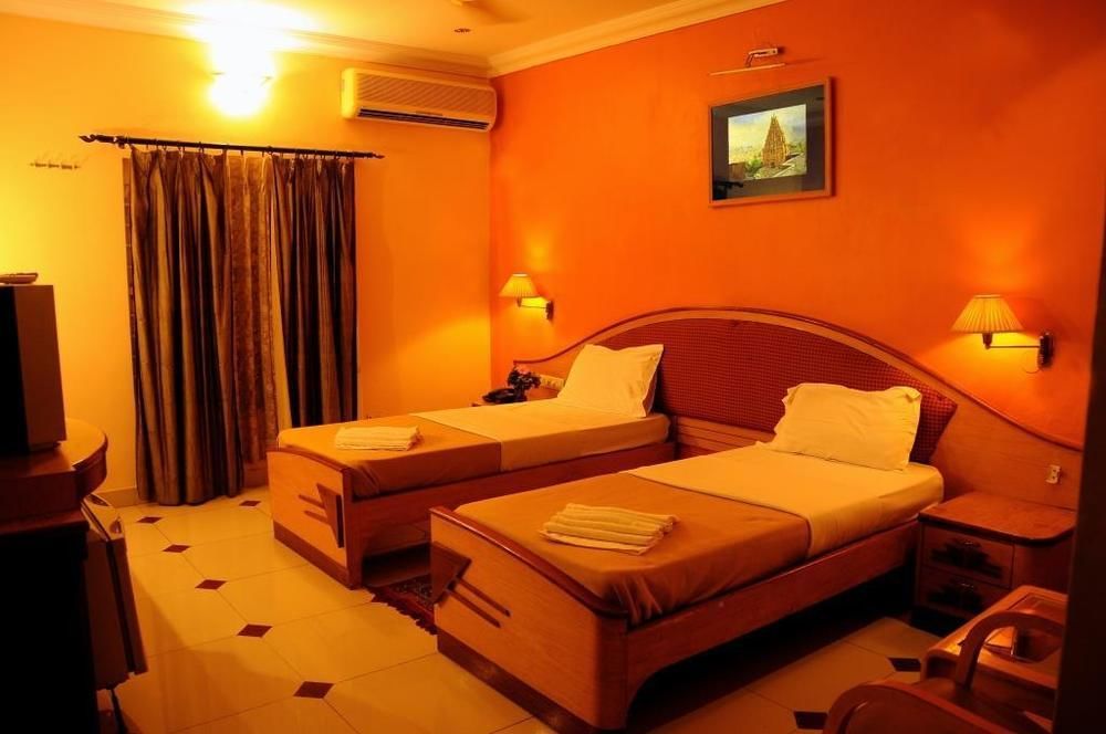 Kstdc Hotel Mayura Bhuvaneshwari Kamalapur Hampi Buitenkant foto
